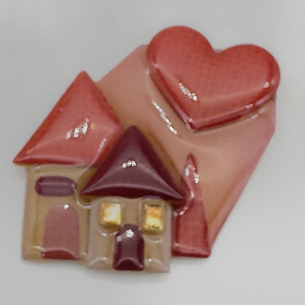 Vintage House of Lucinda Brooch Pin Heart Pink Red Large